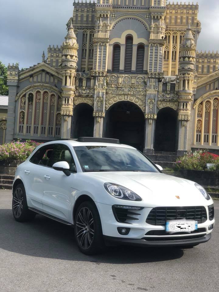 Location de voiture de luxe Saint-Denis